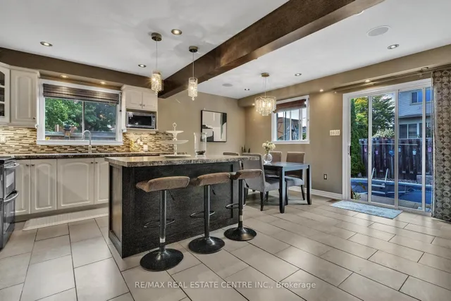 Additional image 14 of 23 Oleander Cres