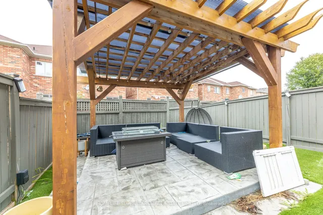 Additional image 35 of 16 Brussels Ave