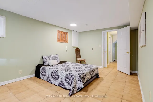 Additional image 24 of 22 Jade Cres