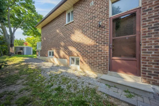 Additional image 50 of 8 Poinsettia Pl