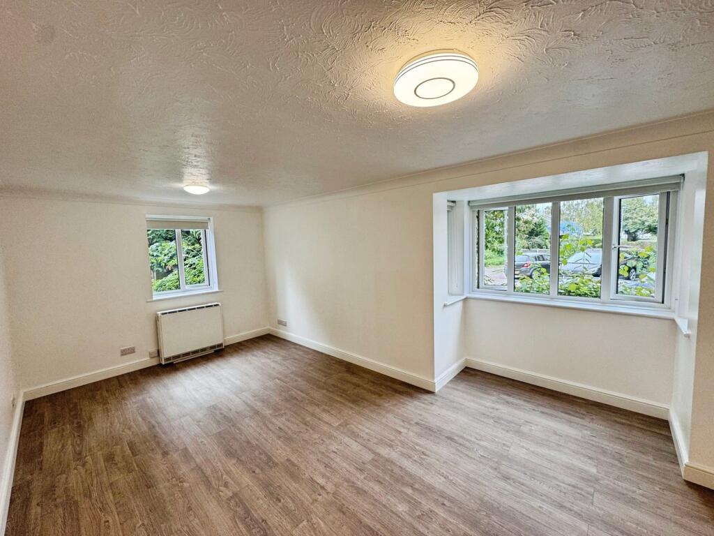 Additional image 7 of Walsingham Close, Hatfield, AL10