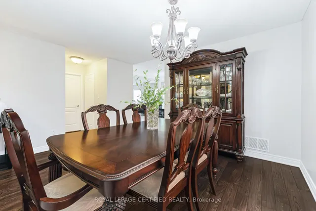 Additional image 10 of 43 Heatherdale Dr