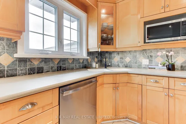 Additional image 20 of 4 Mayhill Cres