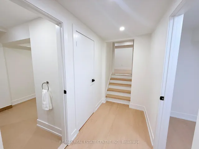 Additional image 37 of 1215 Larny Crt