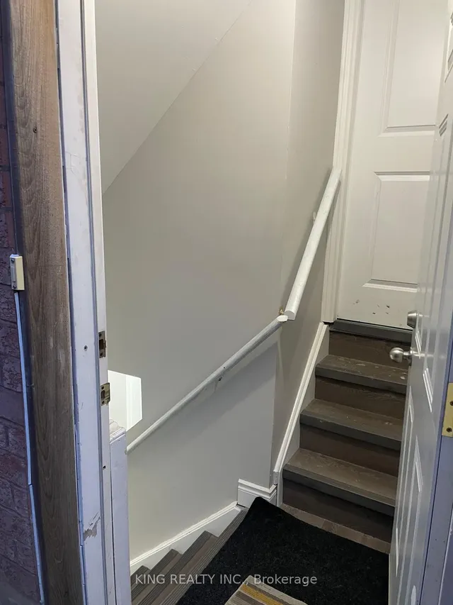 Additional image 13 of 43 Cranberry Cres