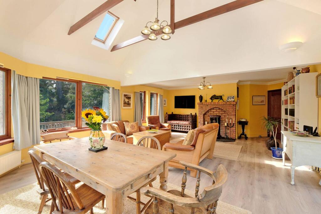 Additional image 4 of Lochside Lodge, Glenesk, Turriff, AB53
