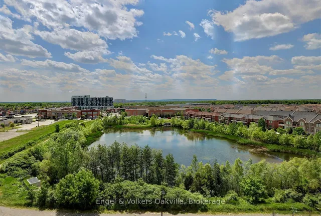 Primary image of 405 Dundas St Unit 309