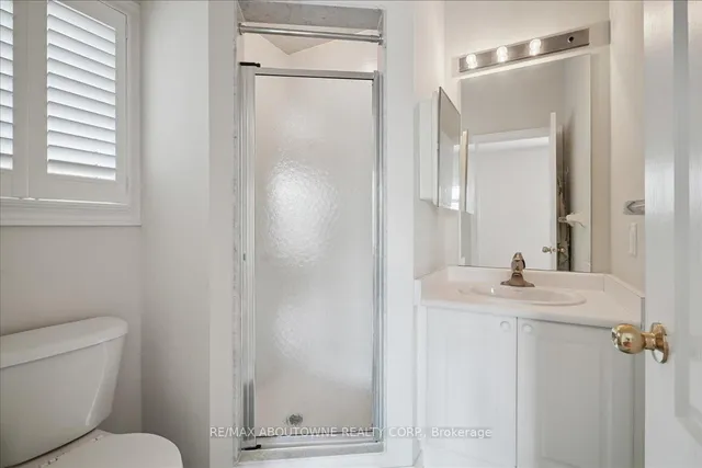 Additional image 25 of 2348 Tesla Cres