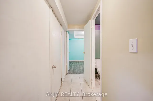 Additional image 31 of 550 Bluesky Cres