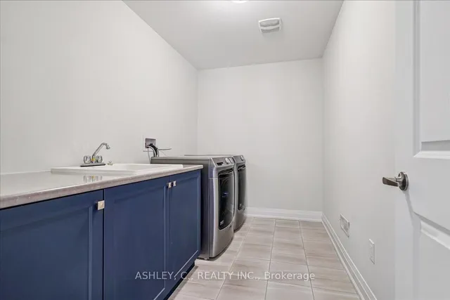 Additional image 32 of 29 Gladmary Dr