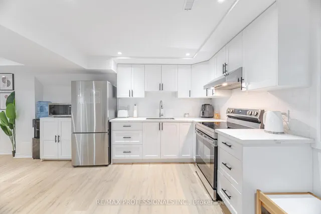 Additional image 37 of 102 Tanager Sq