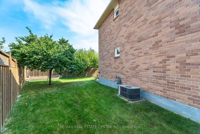 Additional image 41 of 5113 Palomar Cres