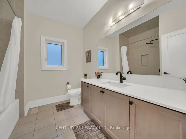 Additional image 25 of 23 Duxbury Rd