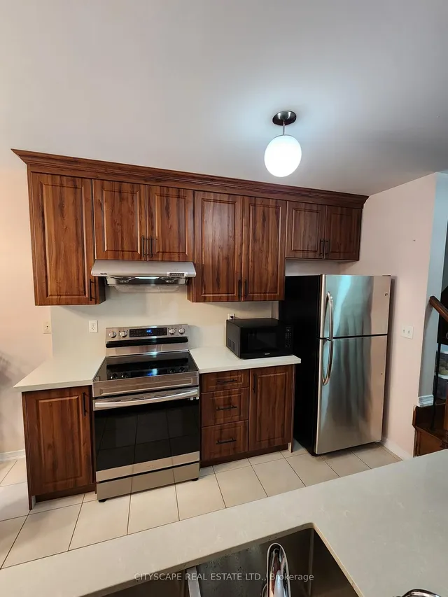 Additional image 31 of 94 Unionville Cres