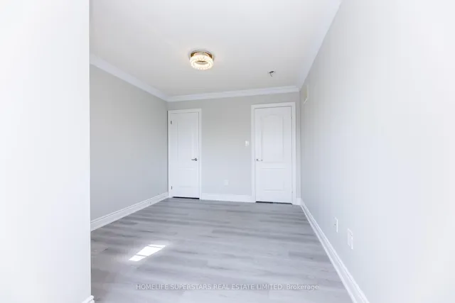 Additional image 22 of 16 Brussels Ave