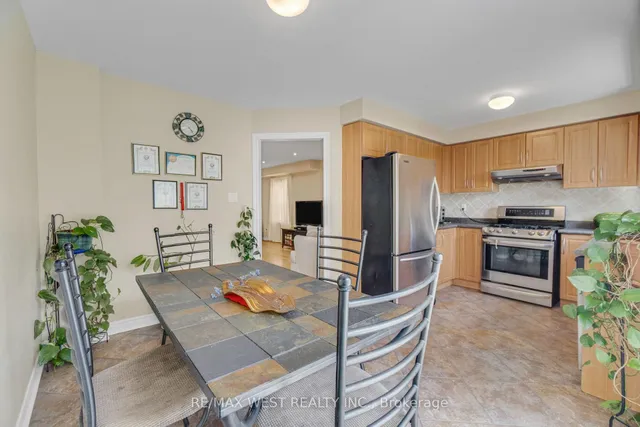Additional image 7 of 35 Rotunda St