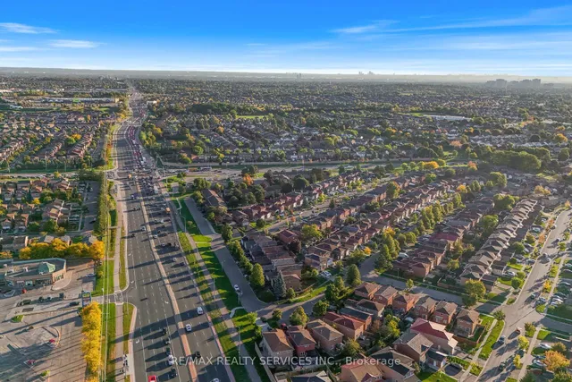 Additional image 44 of 67 Wildercroft Ave