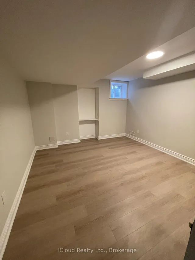 Additional image 27 of 109 Kaitting Tr