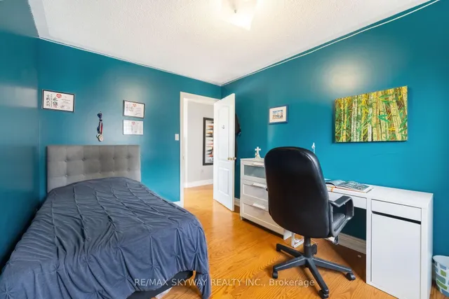 Additional image 33 of 57 Banington Cres