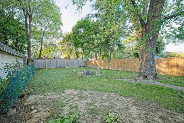 Additional image 27 of 28 Royce Ave