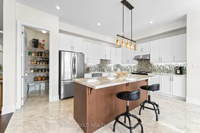 Additional image 19 of 19 Martin Byrne Dr