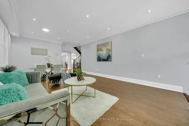 Additional image 8 of 44 YOUNG GARDEN Cres