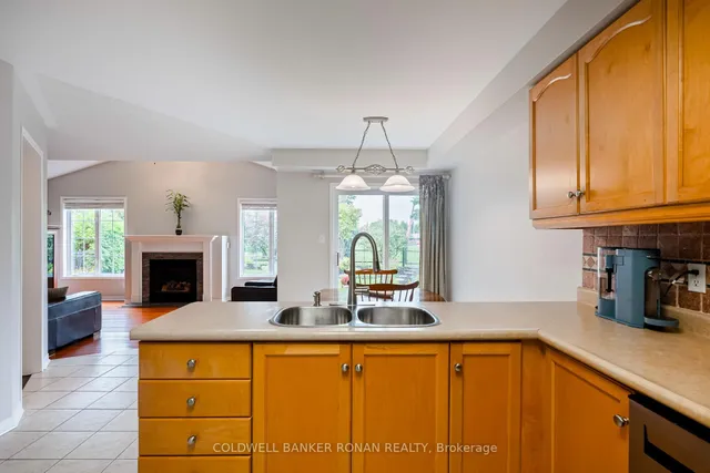 Additional image 17 of 44 Baccarat Cres