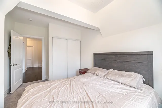 Additional image 39 of 38 Foxsparrow Rd