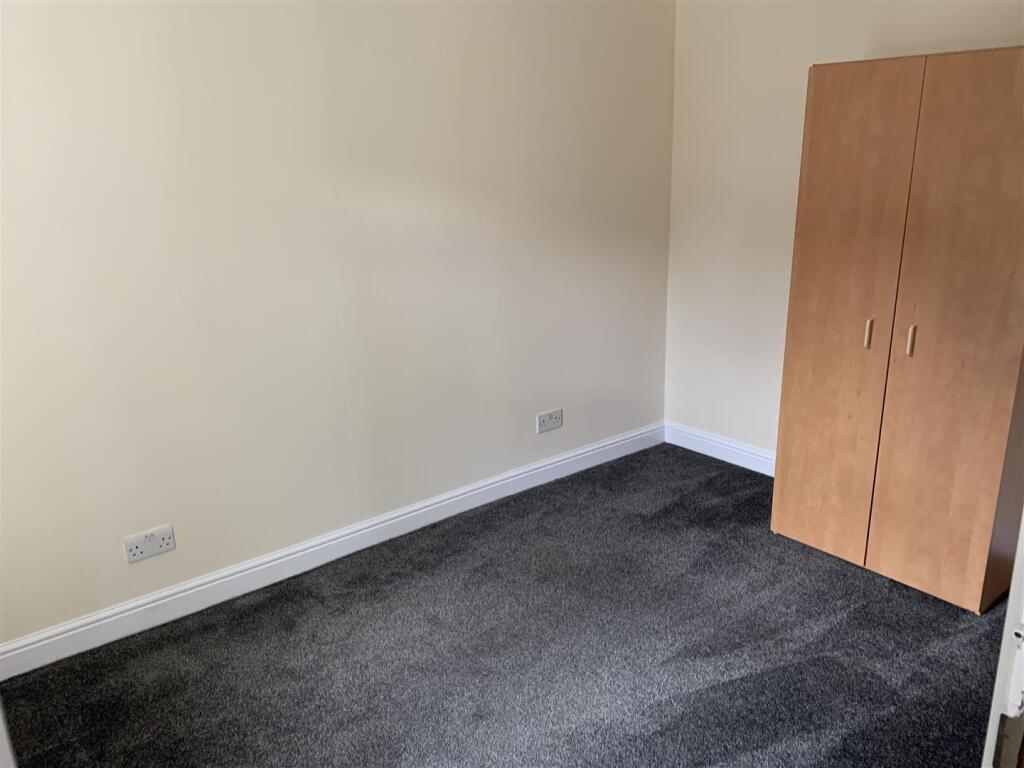 Additional image 7 of Holly Close, Hatfield