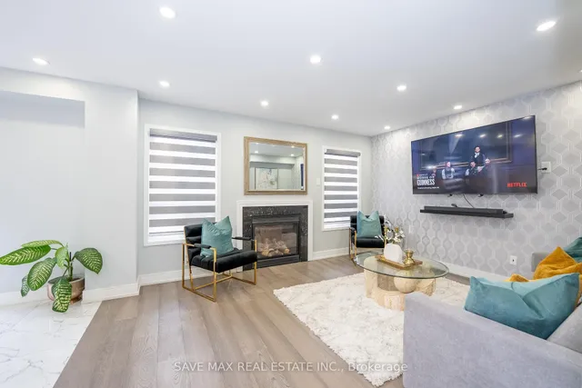 Additional image 8 of 100 Crown Victoria Dr