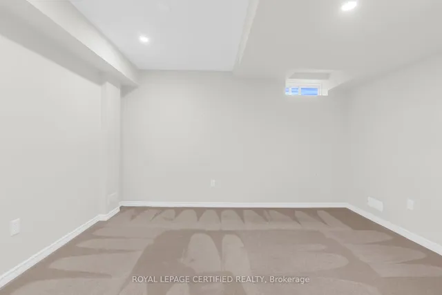 Additional image 37 of 398 Aspendale Cres