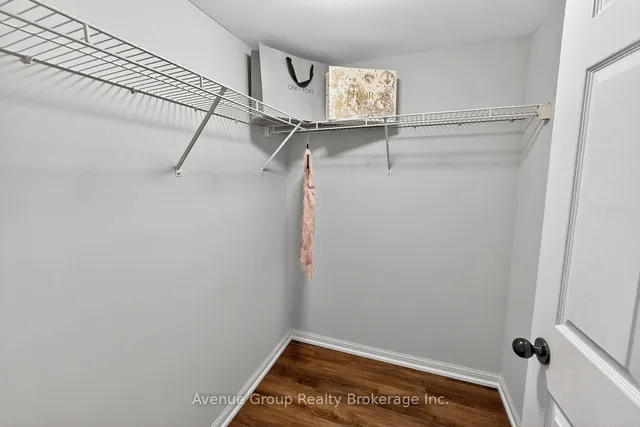 Additional image 24 of 50 Eglinton Ave Unit 1807