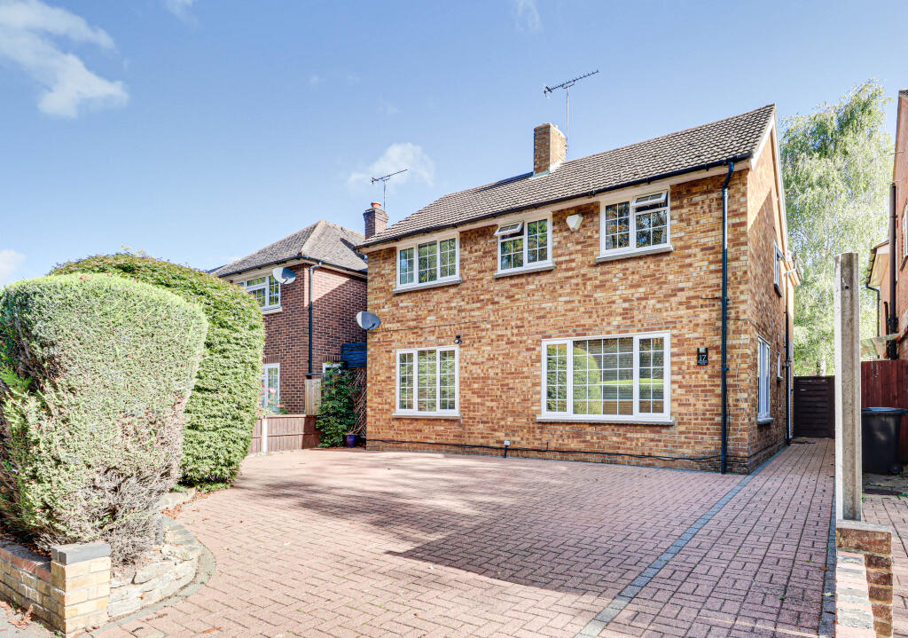 Additional image 20 of Admirals Walk, St. Albans, Hertfordshire, AL1