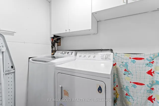 Additional image 43 of 1 Greenbriar Rd