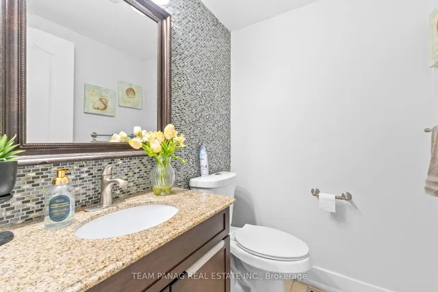 Additional image 15 of 22 Coachlight Cres