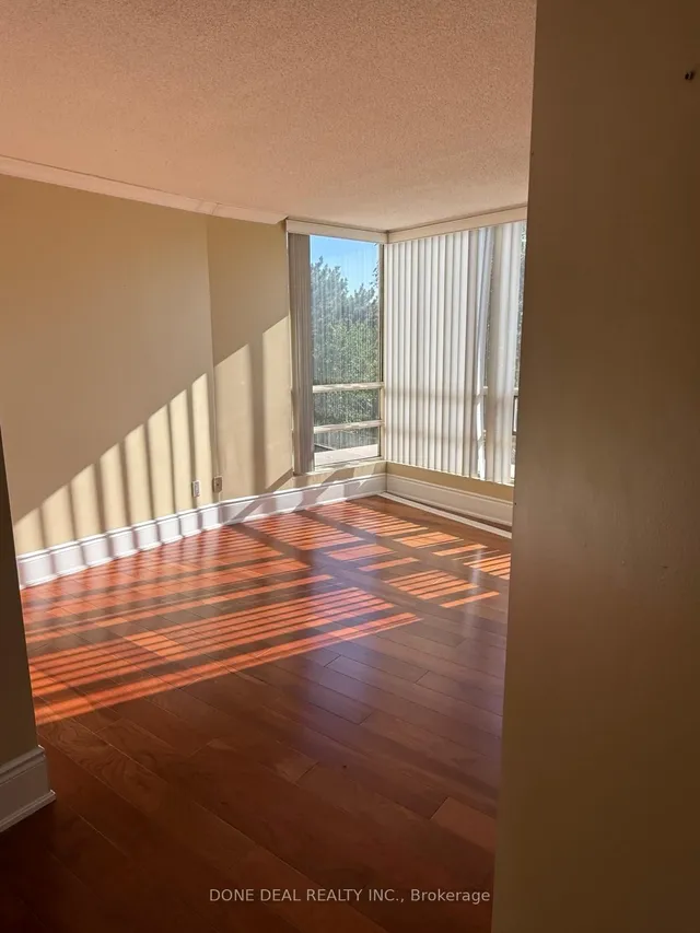 Additional image 21 of 50 Eglinton Ave Unit 207