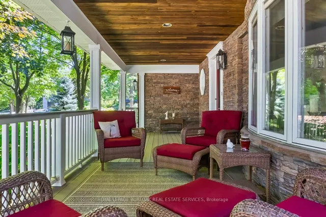 Additional image 3 of 1318 Hillview Cres