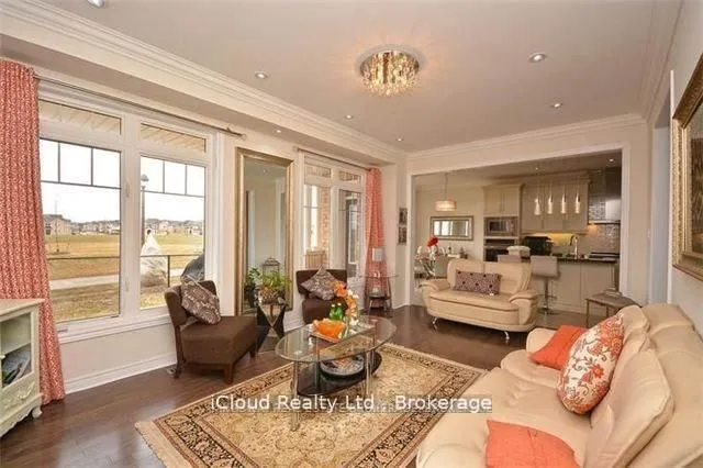 Additional image 14 of 109 Kaitting Tr