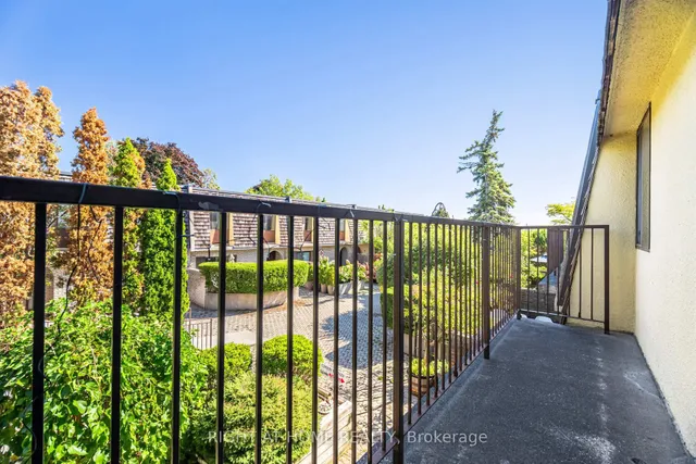 Additional image 8 of 1250 Mississauga Valley Blvd Unit 13