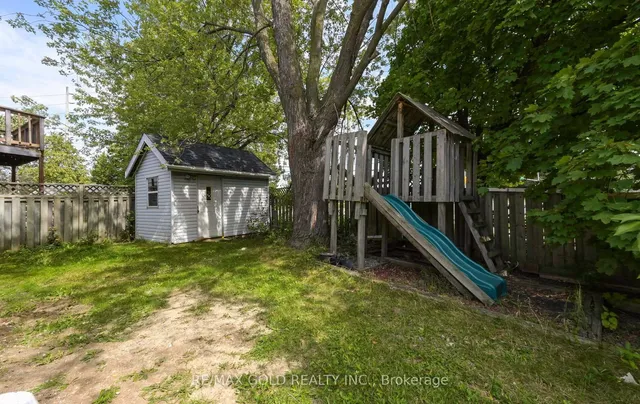 Additional image 46 of 11 Huronia Crt