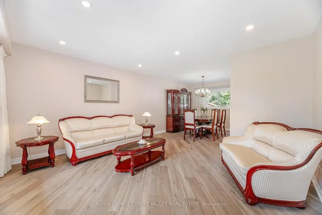 Additional image 9 of 40 Finsbury Dr