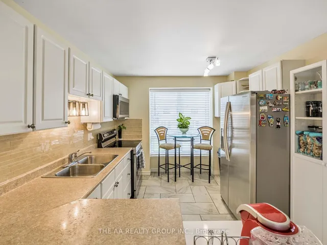 Additional image 11 of 33 Guildford Cres Unit 33