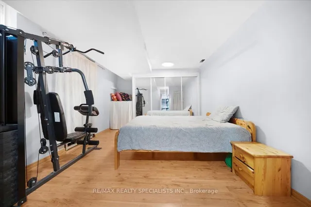 Additional image 29 of 28 Redcastle St