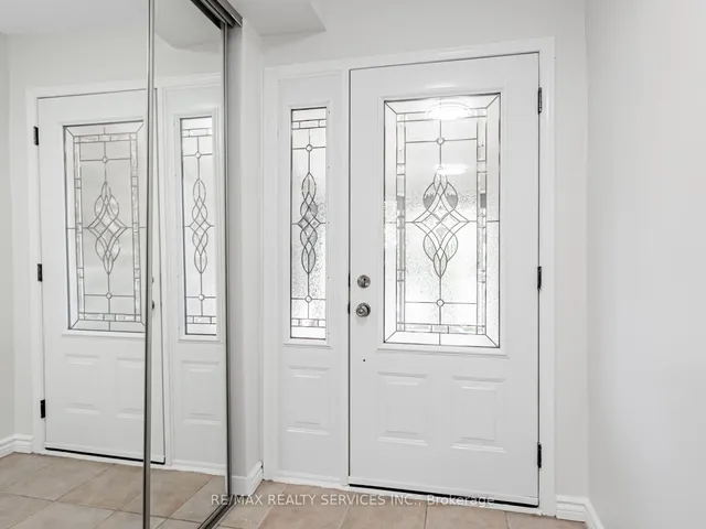 Additional image 6 of 16 Marchmount Cres