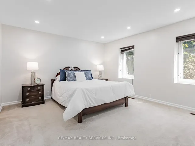 Additional image 32 of 16 Marchmount Cres