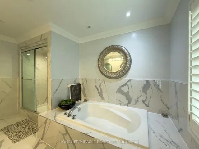 Additional image 34 of 404 Queen Mary Dr