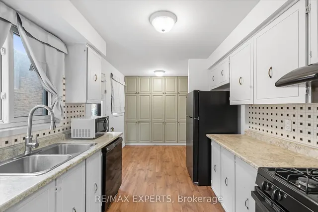 Additional image 10 of 36 Nancy Mccredie Dr