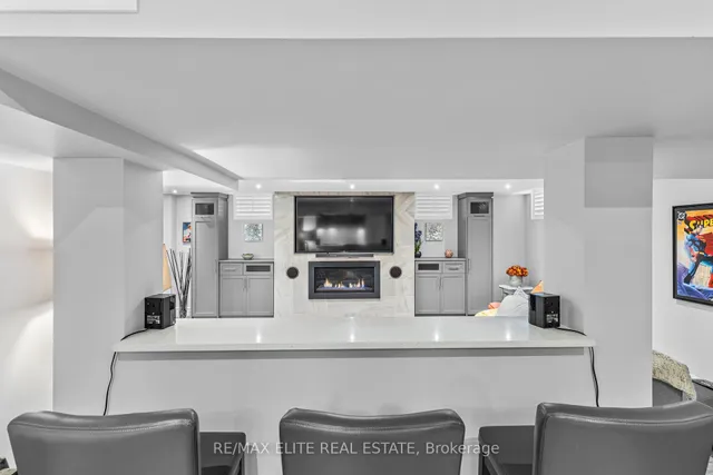 Additional image 29 of 27 Arkwright Dr