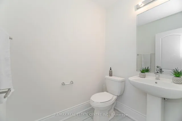 Additional image 28 of 20 Foxsparrow Rd