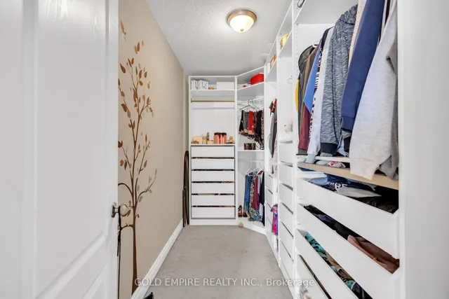 Additional image 27 of 33 Accent Circ